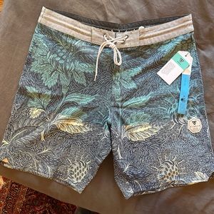 VISSLA Board Shorts, Size 34 waist, Medium - NWT
